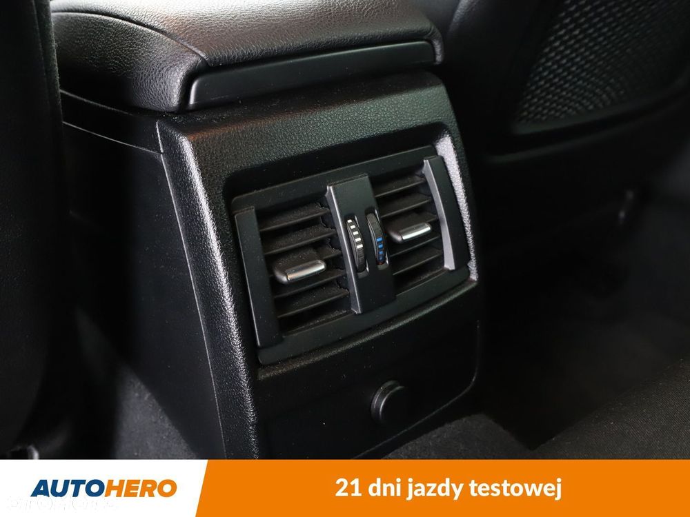 BMW Seria 1 118d Advantage - 32