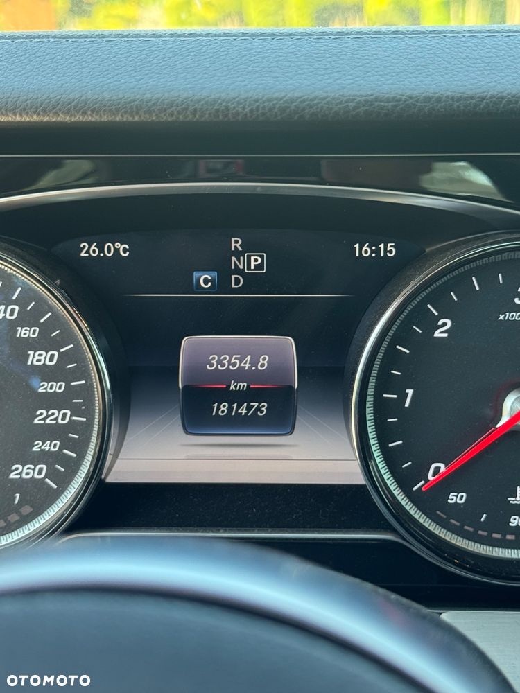 Mercedes-Benz CLS - 12