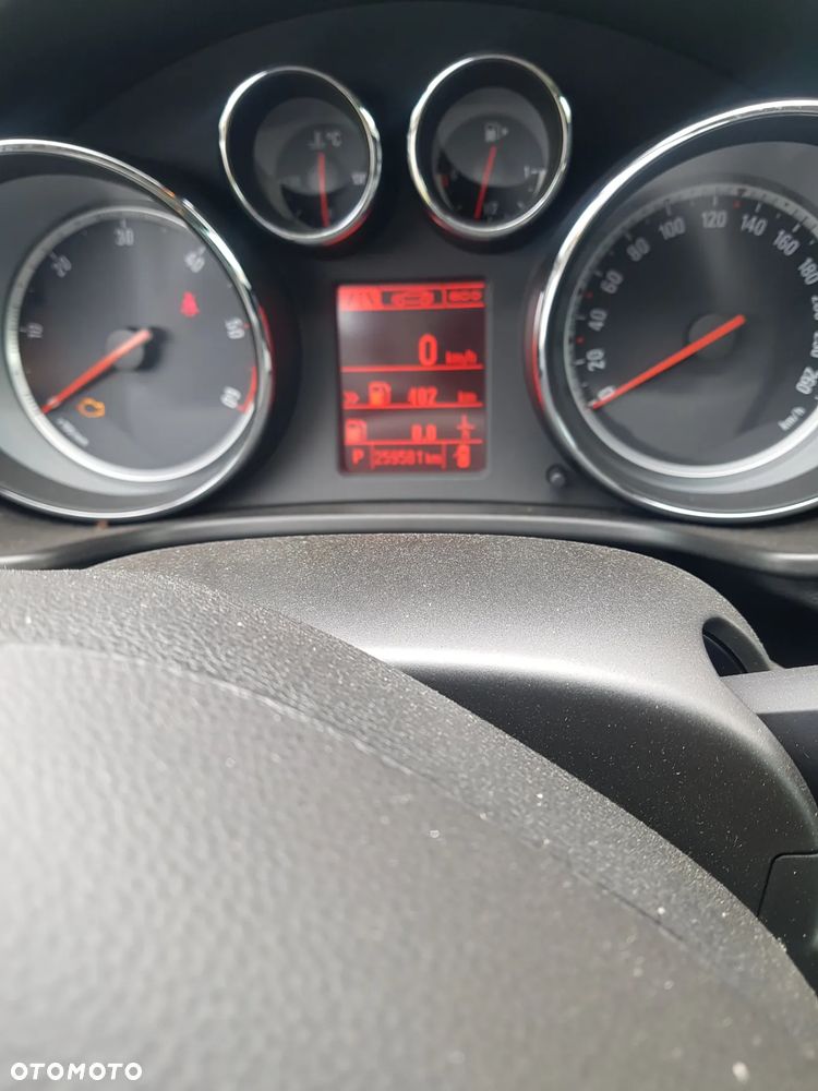 Opel Insignia 2.0 CDTI 4x4 Automatik Innovation - 10