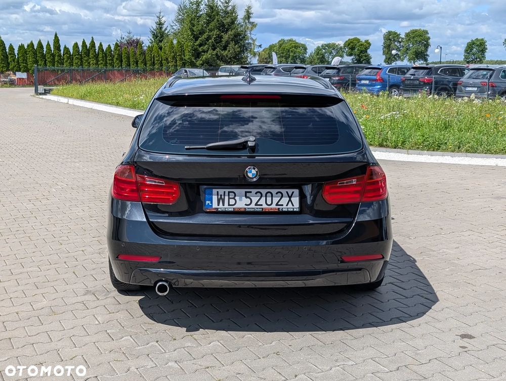 BMW Seria 3 318d Edition Luxury Line Purity - 13
