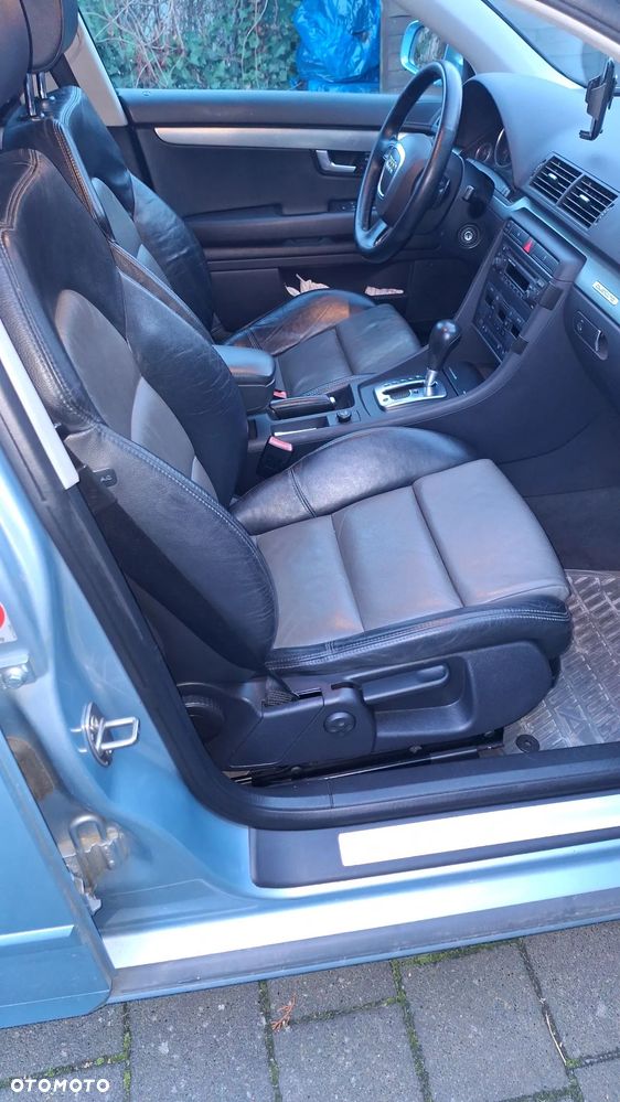 Audi A4 Avant 2.0 T FSI quattro tiptronic - 6