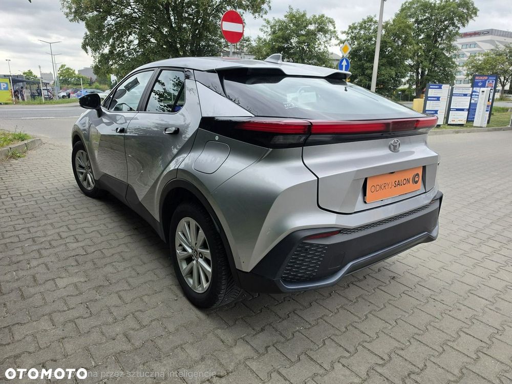Toyota C-HR - 4