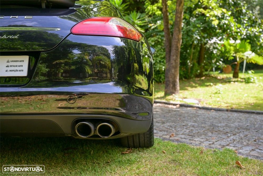 Porsche Panamera S Hybrid J19 - 11