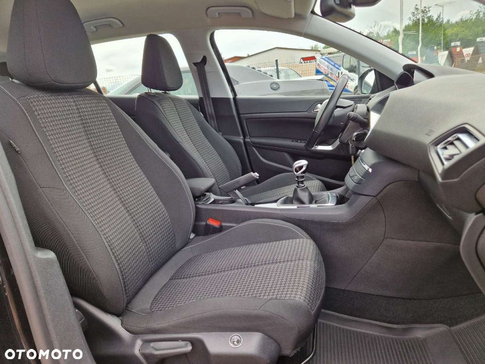 Peugeot 308 - 19