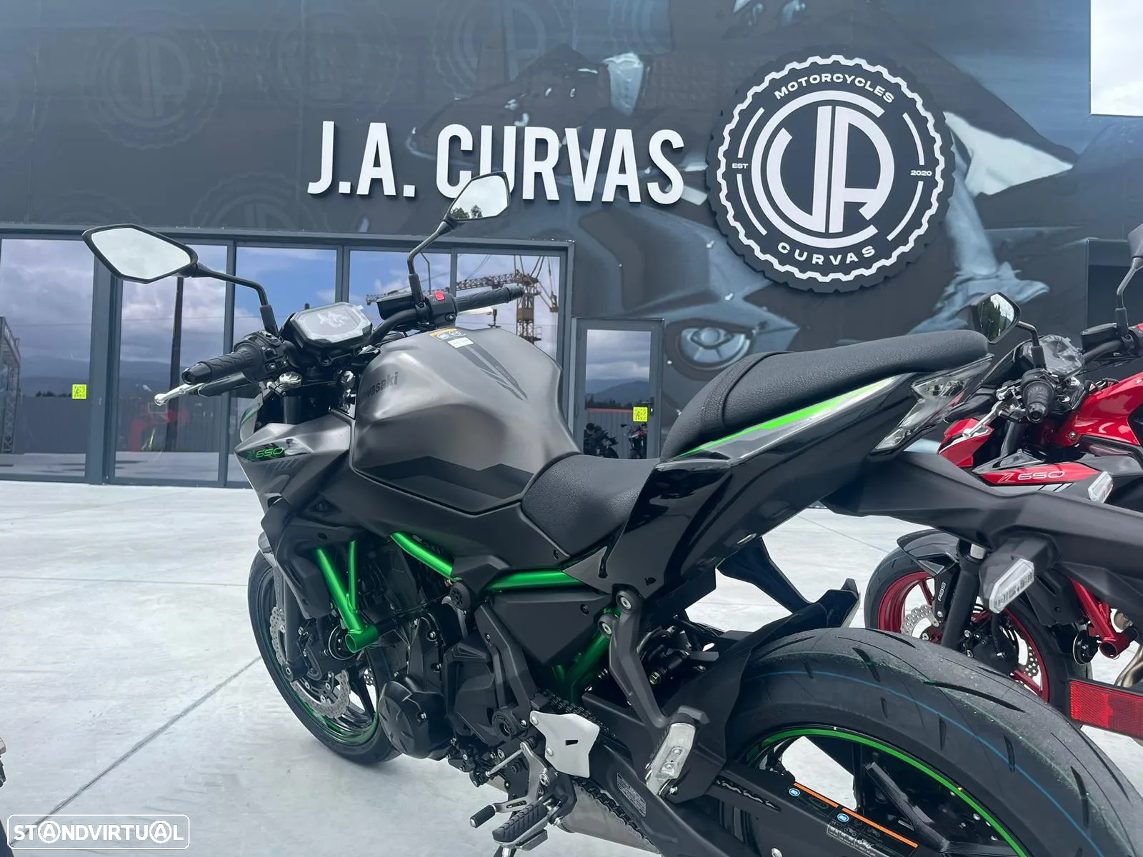 Kawasaki Z 650 (CAMPANHA DE VERÃO) - 8