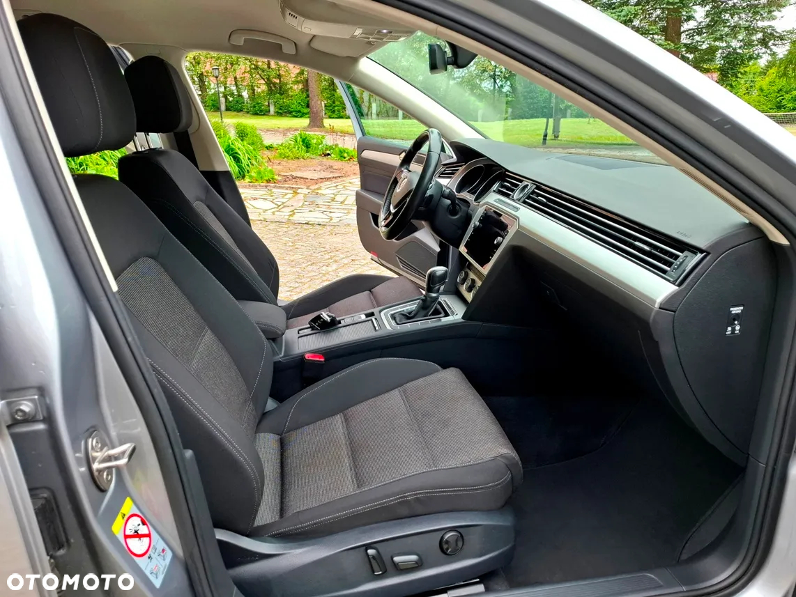 Volkswagen Passat 2.0 TDI BMT SCR Trendline DSG7 - 13