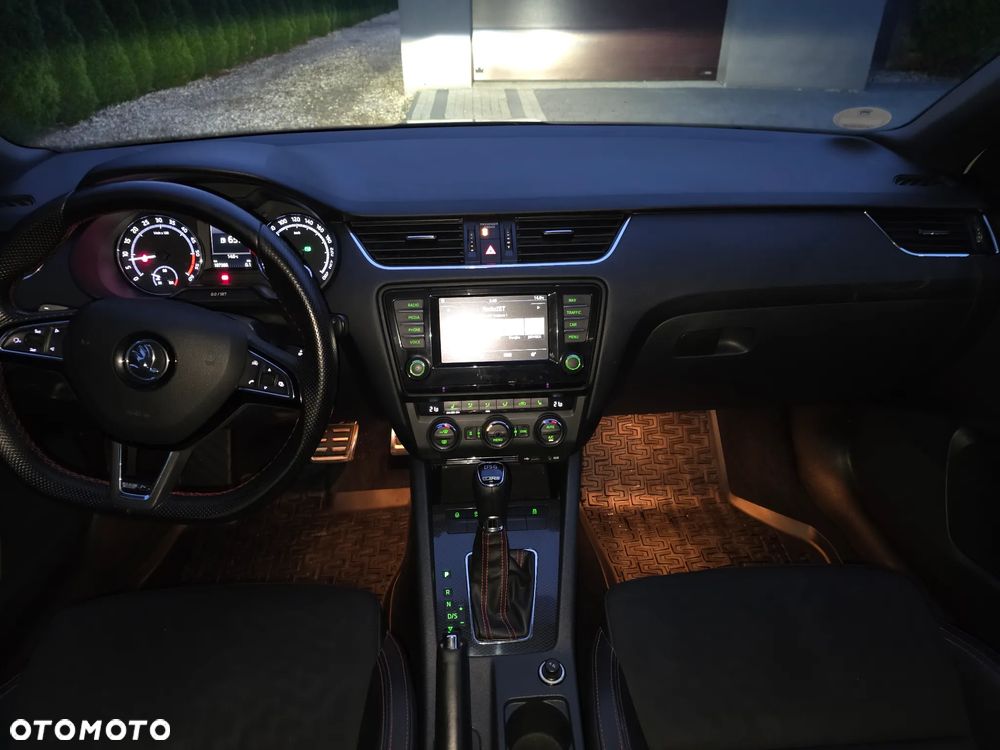Skoda Octavia 2.0 TDI 4x4 RS DSG - 32