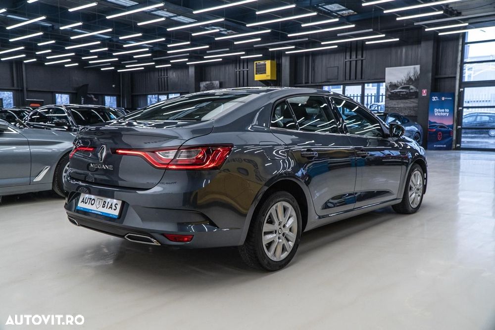 Renault Megane BLUE dCi 115 INTENS - 8