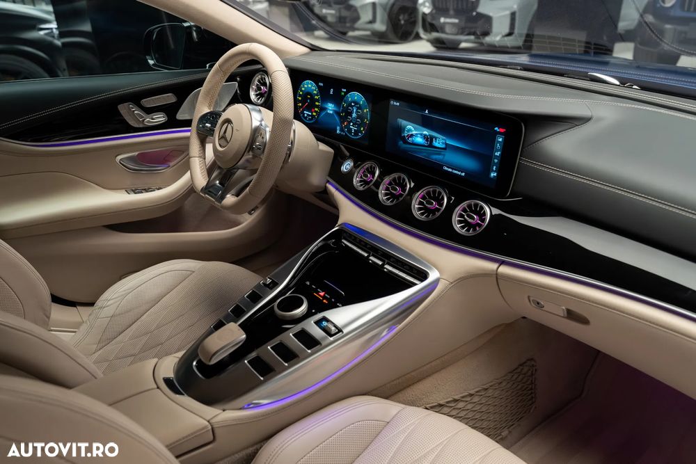 Mercedes-Benz AMG GT 4-door Coupe 63 4Matic+ Speedshift MCT 9G - 32