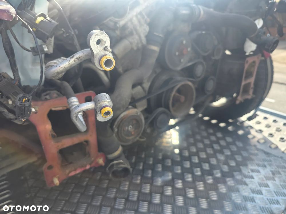 BMW Z4 2.2i - 6