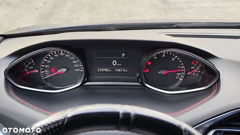 Peugeot 308 BlueHDi 150 EAT6 Stop & Start GT-Line Edition - 31