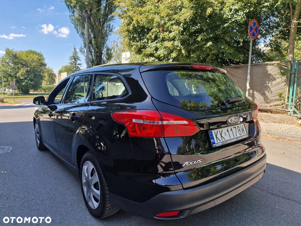 Ford Focus 1.0 EcoBoost Active - 5