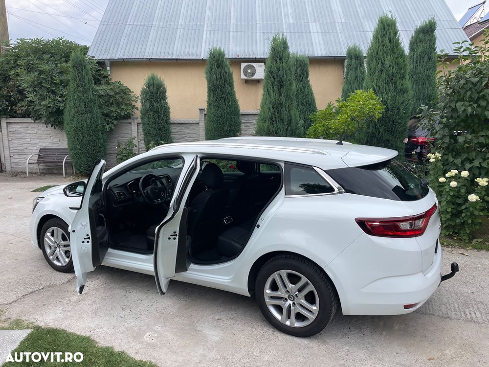 Renault Megane - 12