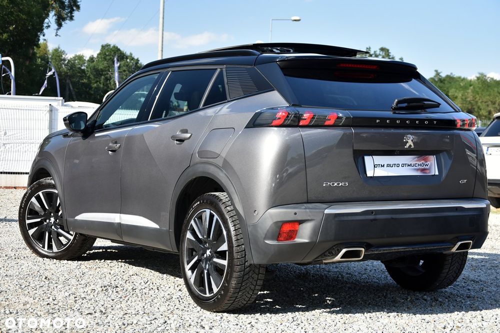 Peugeot 2008 PureTech 130 EAT8 GT - 16