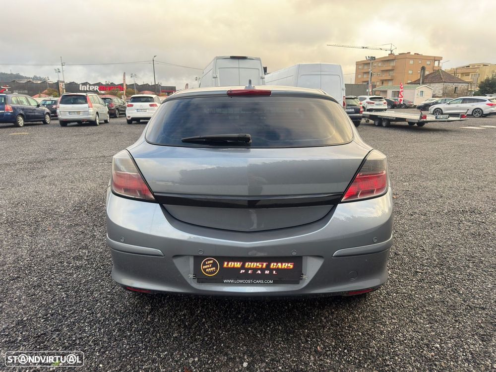 Opel Astra GTC 1.3 CDTi - 8