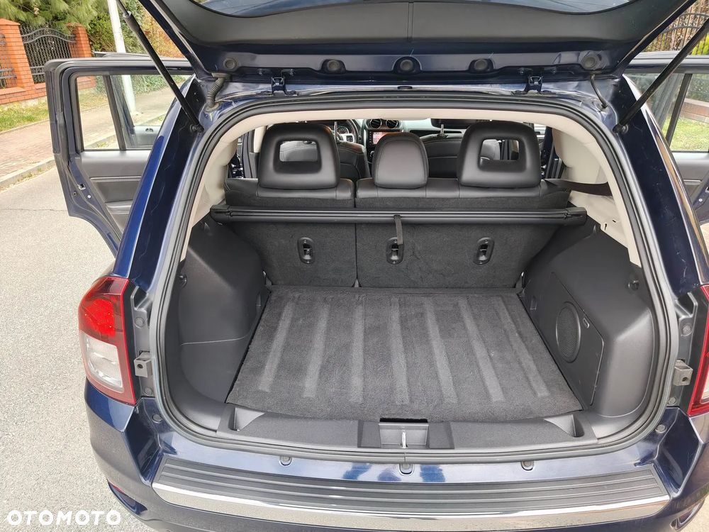 Jeep Compass 2.0I 4x2 North - 33