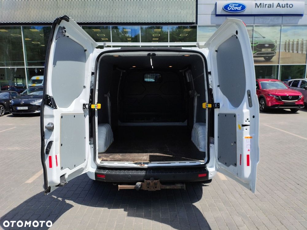 Ford Transit Custom - 11