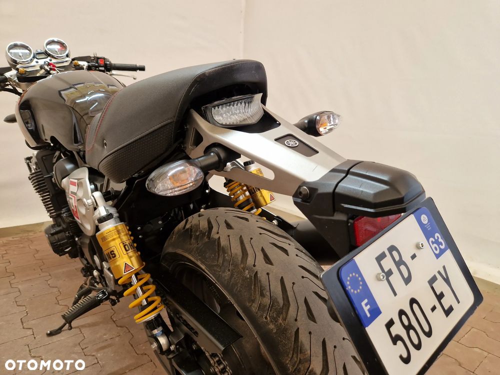 Yamaha XJR - 20