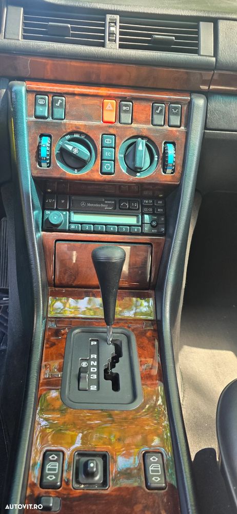 Mercedes-Benz CLE 300 - 5