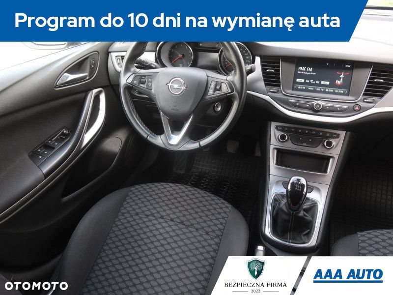 Opel Astra - 9