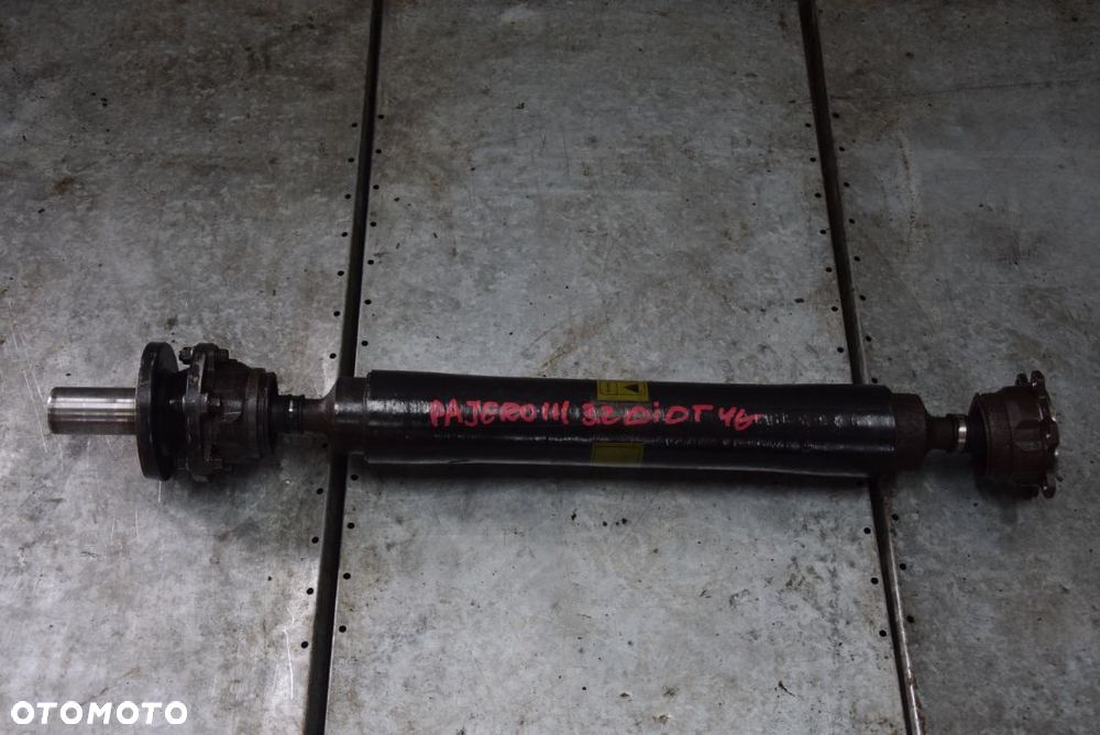 MITSUBISHI PAJERO III 3.2 DID WAŁ NAPĘDOWY TYŁ - 1