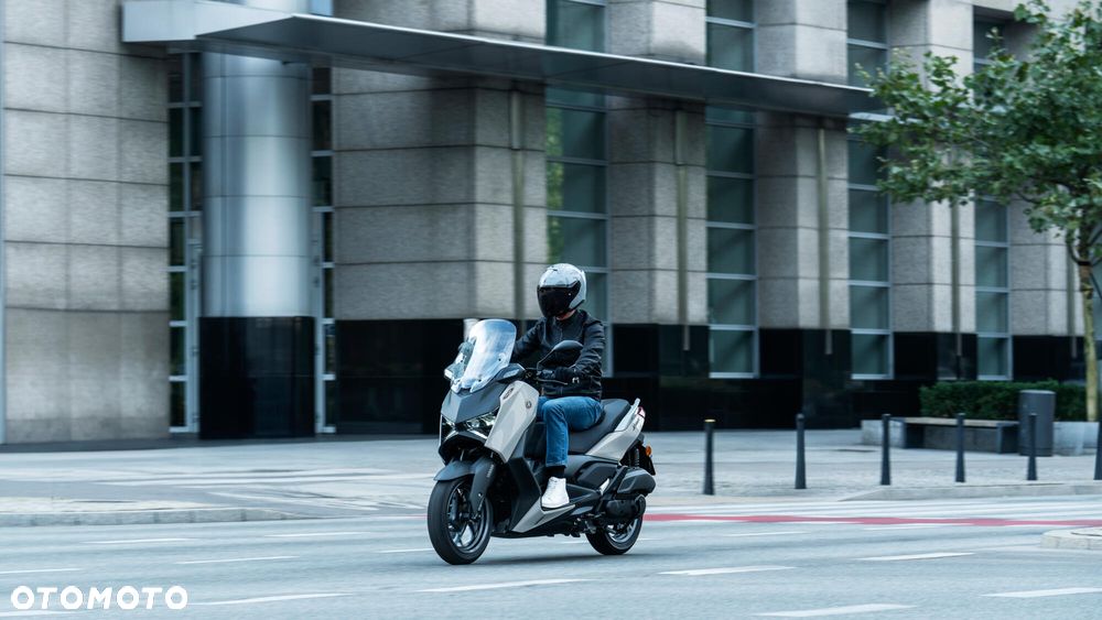 Yamaha X-max - 8