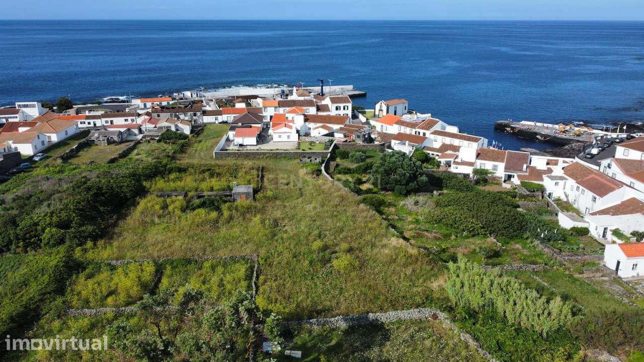 Terreno à Venda em Santa Cruz da Graciosa - Grande imagem: 4/4