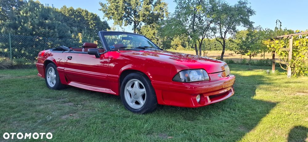 Ford Mustang 5.0 GT - 16
