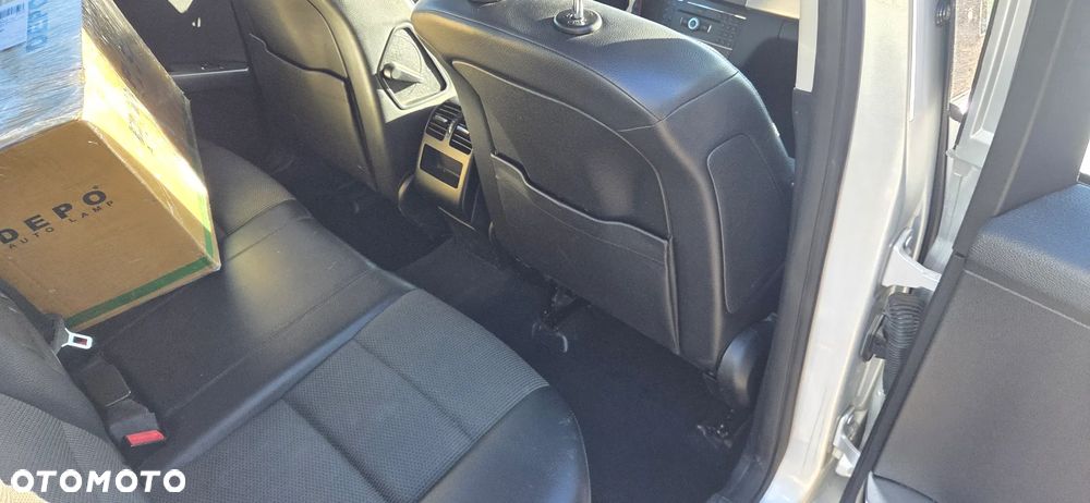 Mercedes-Benz GLK 200 CDI BlueEff - 12