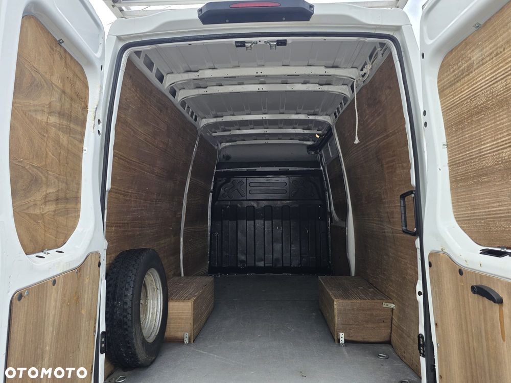 Iveco 35c18 - 12