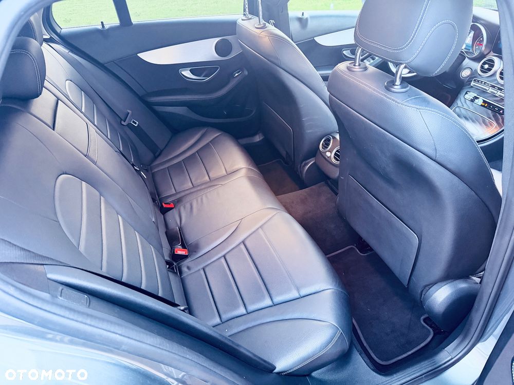 Mercedes-Benz Klasa C 180 9G-TRONIC Avantgarde - 17