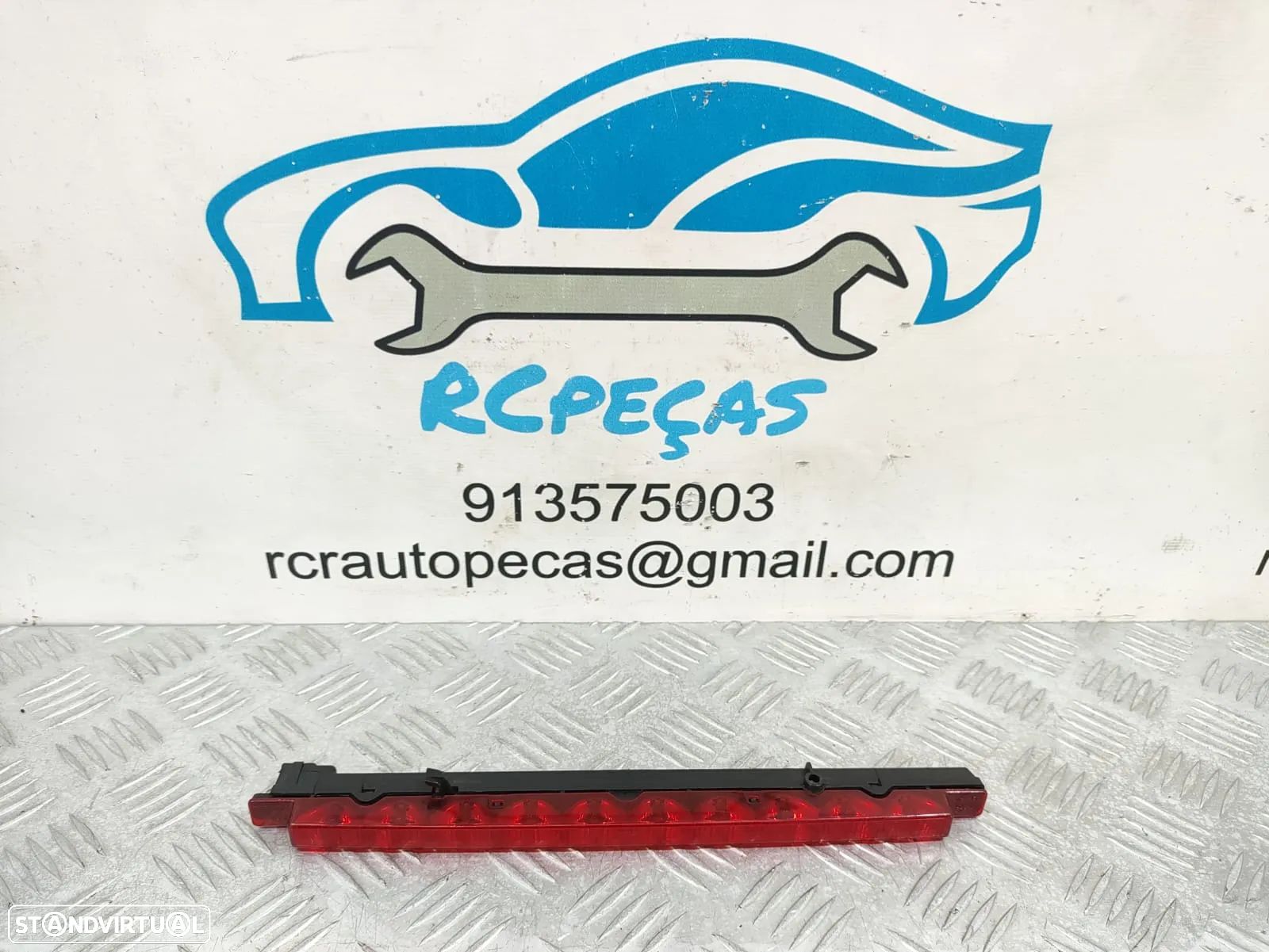 TERCEIRO STOP ORIGINAL AUDI A3 (8L) - 1
