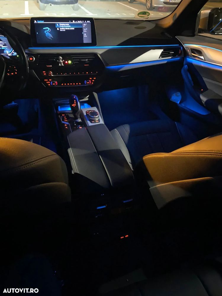 BMW Seria 5 530e Aut. - 17