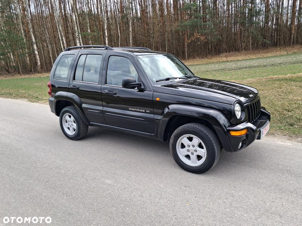 Jeep Cherokee - 12