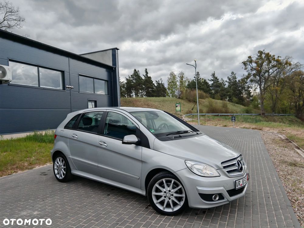 Mercedes-Benz Klasa B - 1