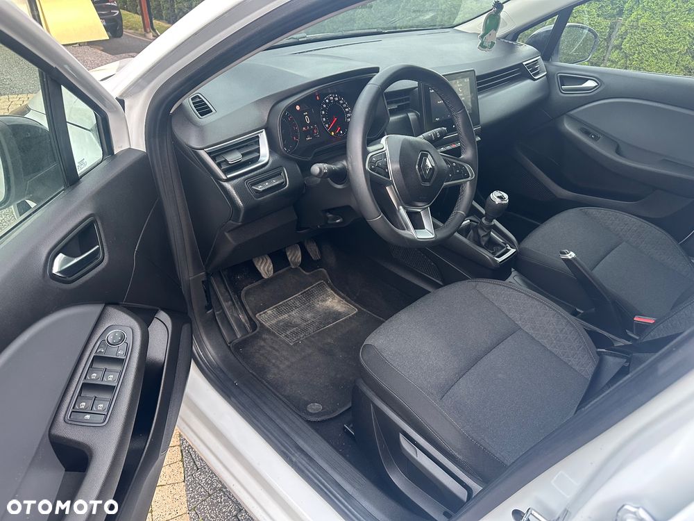 Renault Clio TCe 100 EXPERIENCE - 11