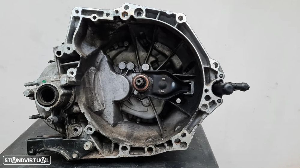 Caixa de 5 velocidades manual 20ET17 CITROEN C3 PICASSO 1.6 HDI PEUGEOT 208 - 1