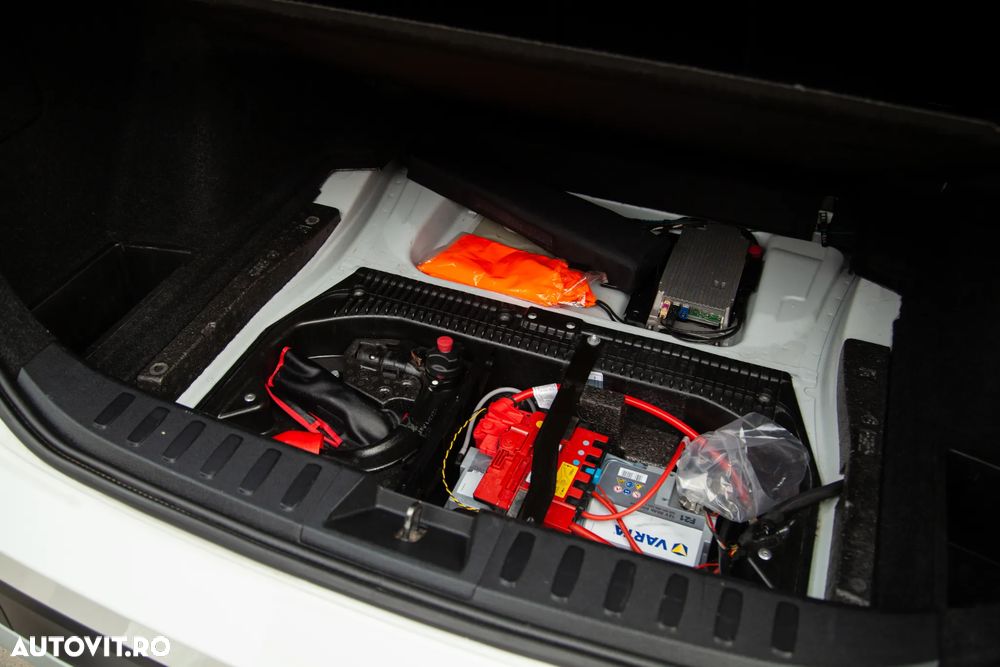 BMW X1 2013 — imagine 33