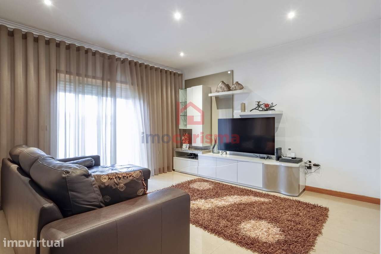 Moradia Individual T3 para Arrendamento em Landim, Vila Nova de Famali - Grande imagem: 3/24