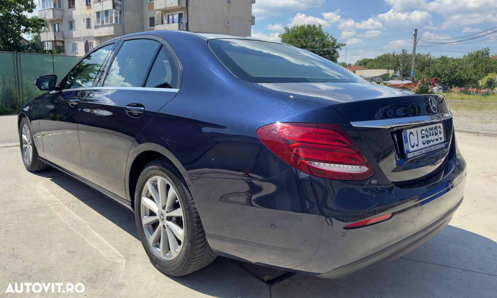 Mercedes-Benz E - 4