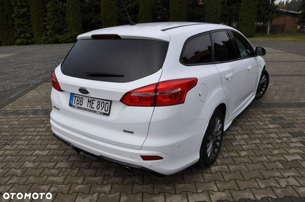 Ford Focus 1.5 EcoBoost STart-Stopp-System ST-LINE - 19