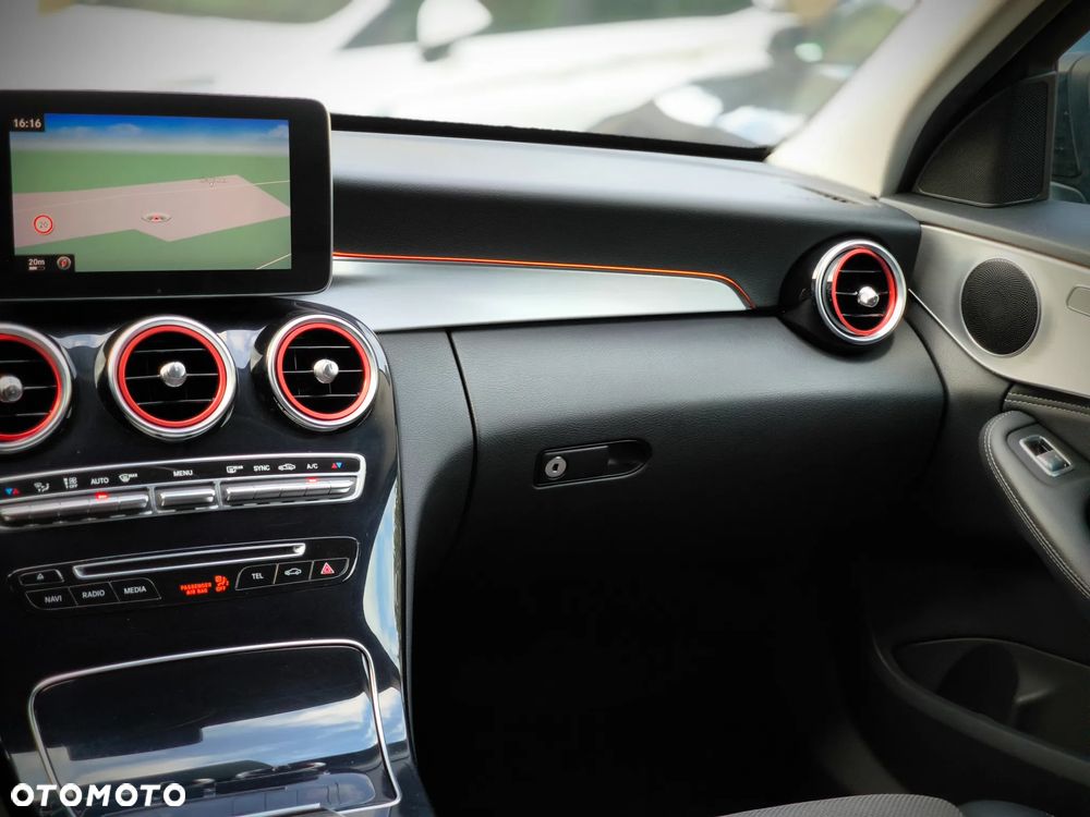 Mercedes-Benz Klasa C 200 9G-TRONIC Avantgarde - 19