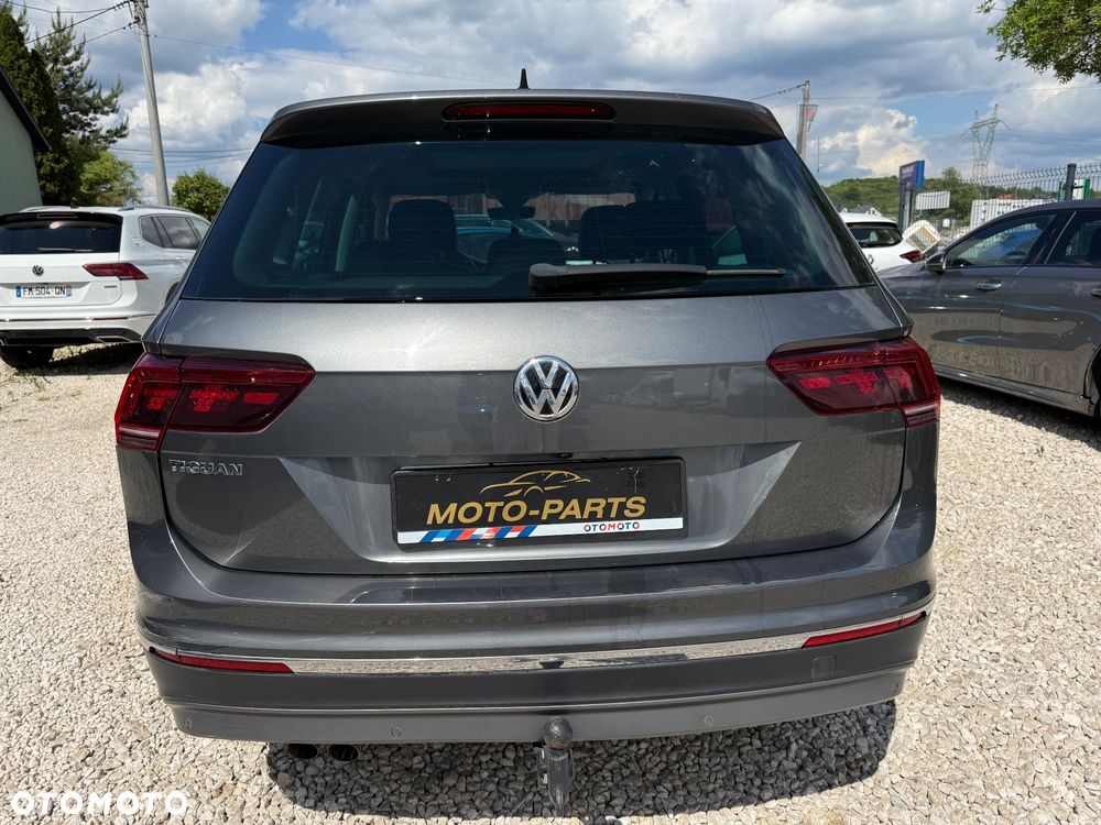 Volkswagen Tiguan - 5