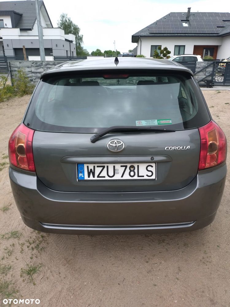 Toyota Corolla 1.6 VVT-i Luna - 2