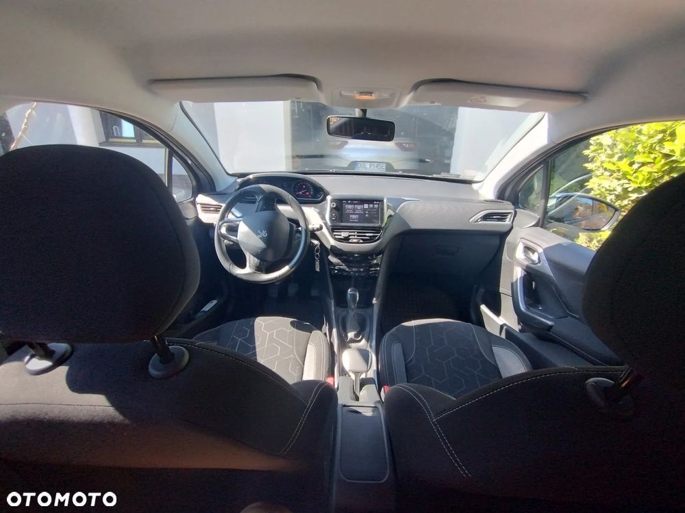 Peugeot 2008 PureTech 82 Style - 10