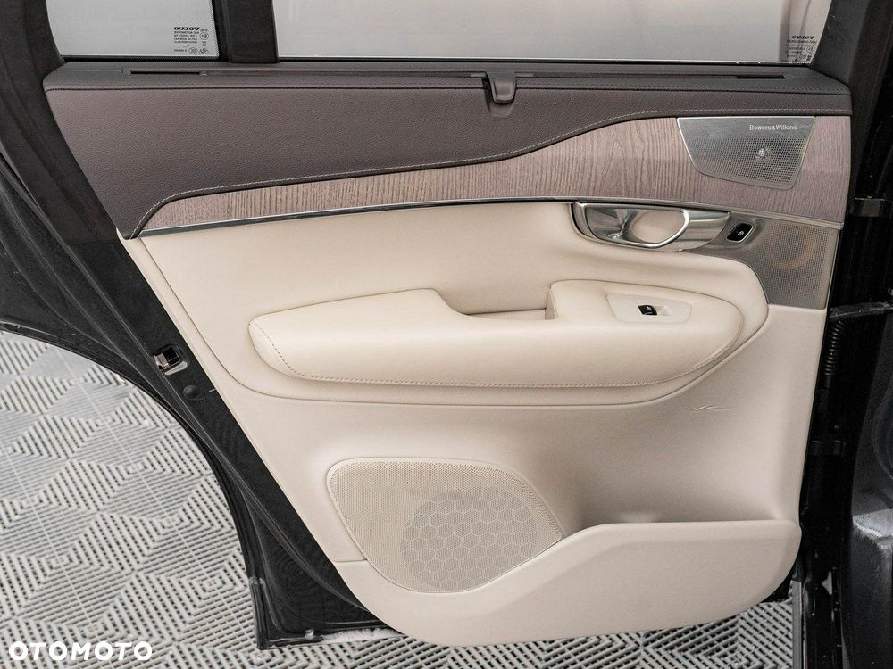 Volvo XC 90 B5 D AWD Inscription 7os - 22