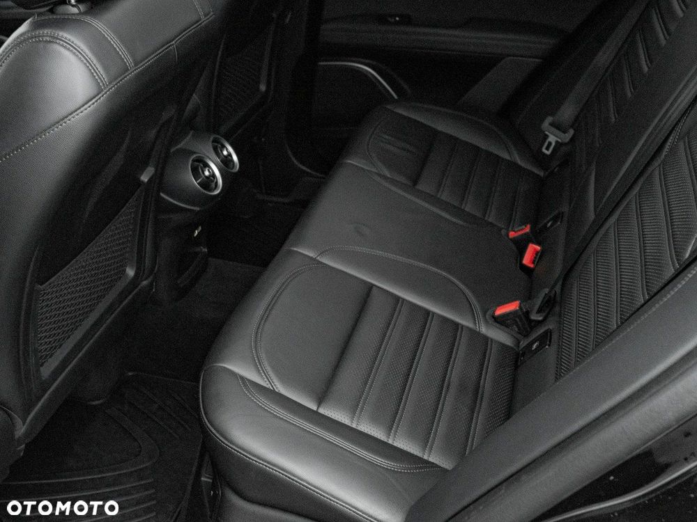 Alfa Romeo Stelvio 2.0 Turbo Super Q4 - 27