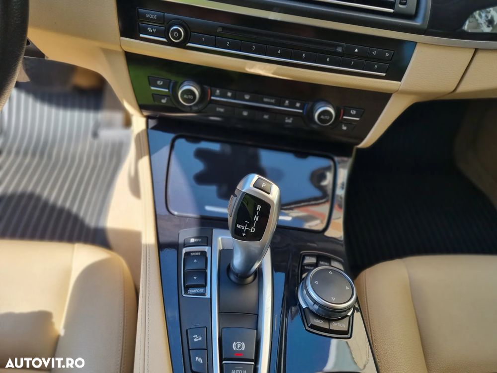 BMW Seria 5 520d xDrive Touring Aut. - 14