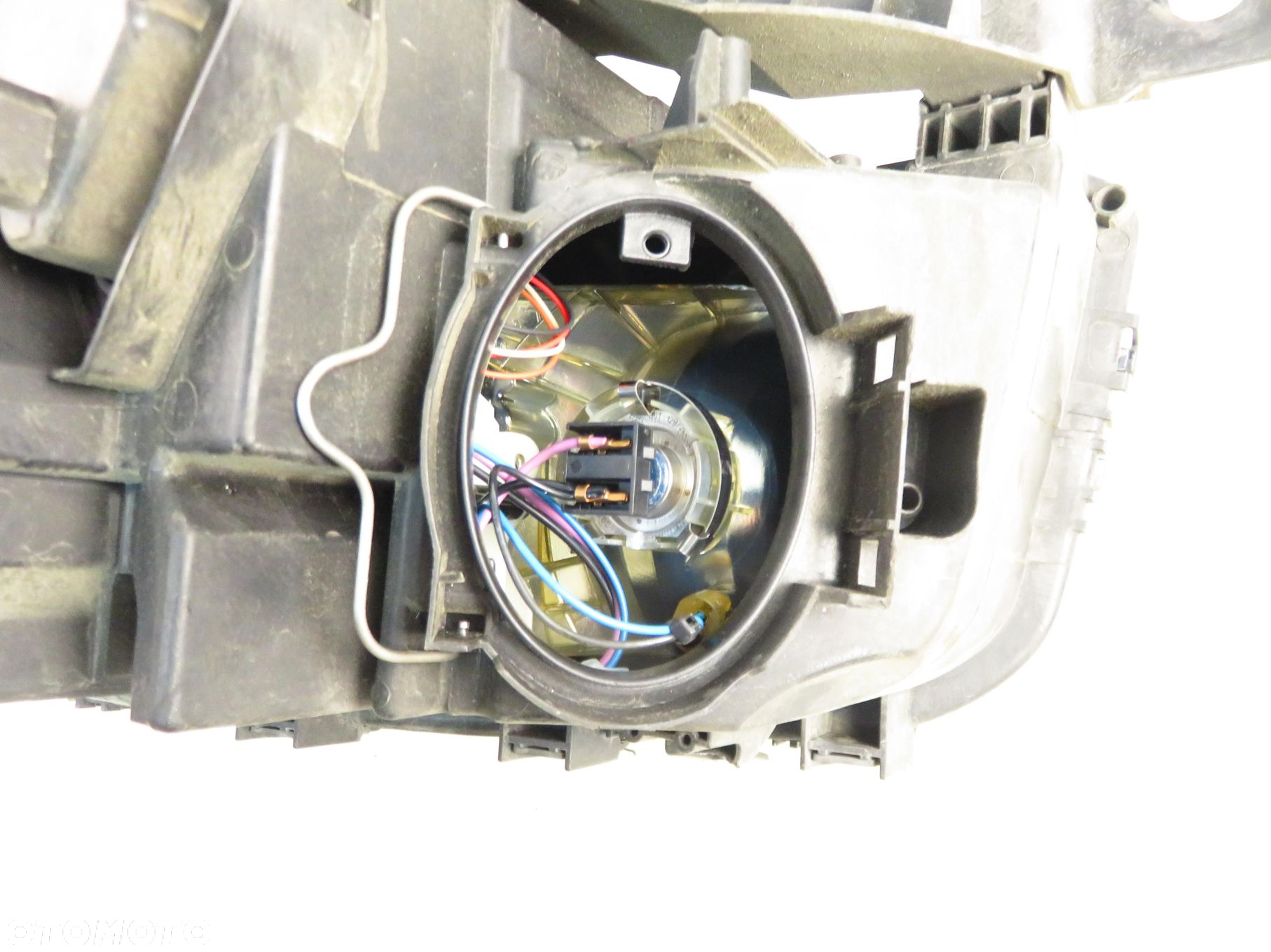 LAMPA PRAWA PRZEDNIA BMW X3 (E83) BI-XENON 1307022385 - 3