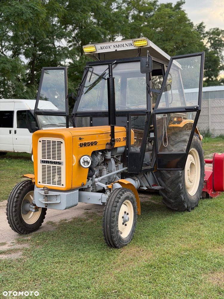 Ursus C360-3P - 1